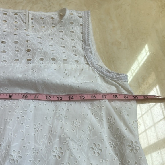 Like new Loft eyelet and lace white dress - Picture 4 of 7